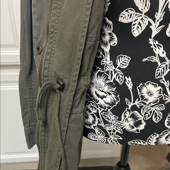 Universal Thread Olive Utility Jacket - Picture 7 of 11